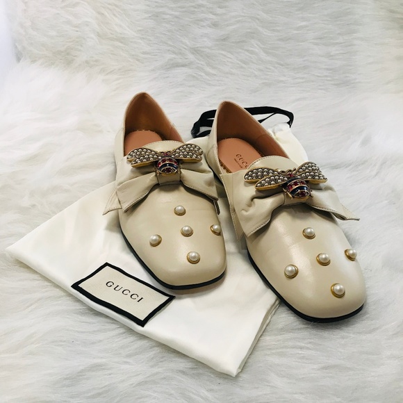 gucci pearl flats